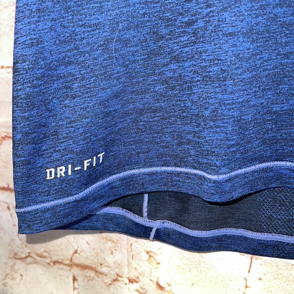 Nike Mens short sleeve blue black dri fit training top shirt gym v neck pullover - Picture 3 of 7